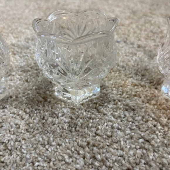 BEAUTIFUL SET OF 3 Crystal Votive Etched Candle Holders Including Tulip Candles. - Picture 3 of 5